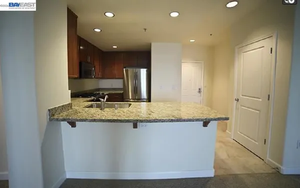 $399,999 | 423 7th Street, Unit 208, Oakland, CA 94607