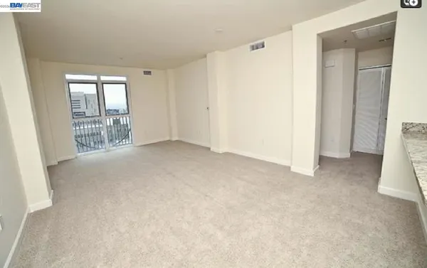 $399,999 | 423 7th Street, Unit 208, Oakland, CA 94607