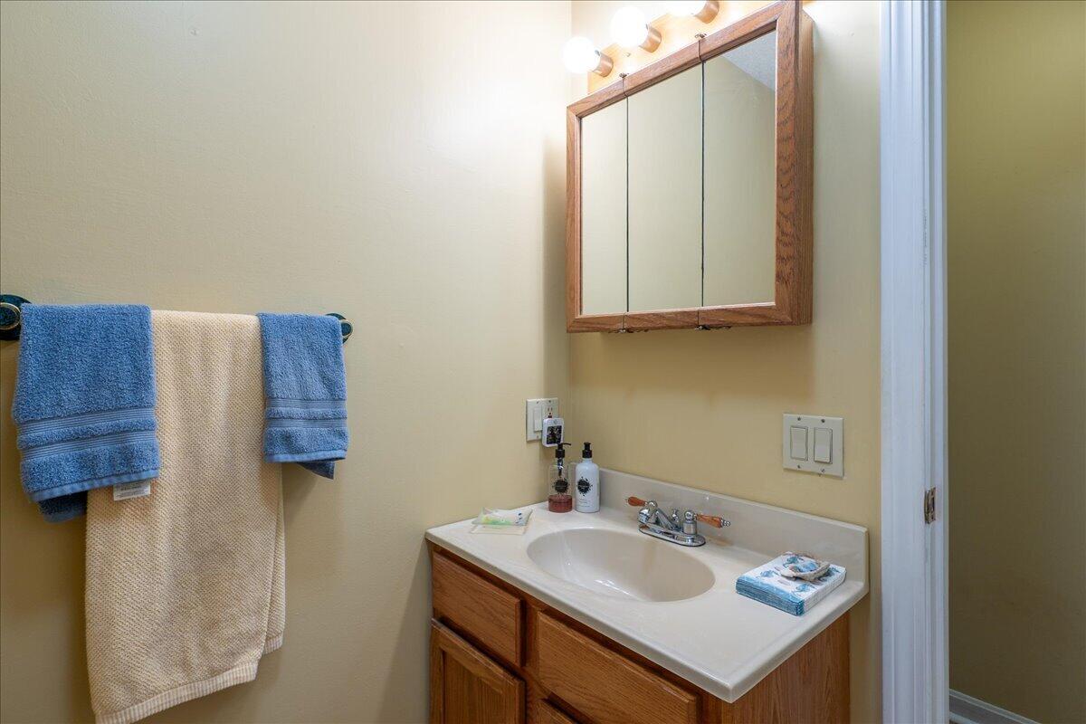 11 Simon Road Waldoboro, ME 04572 - Photo 24 of 44 15-11 Simon-15