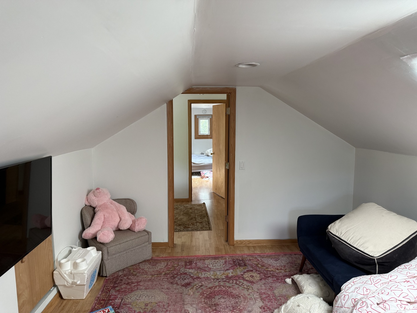 979 Vine Street Winnetka, IL 60093 - Photo 15 of 18 a living room with furniture