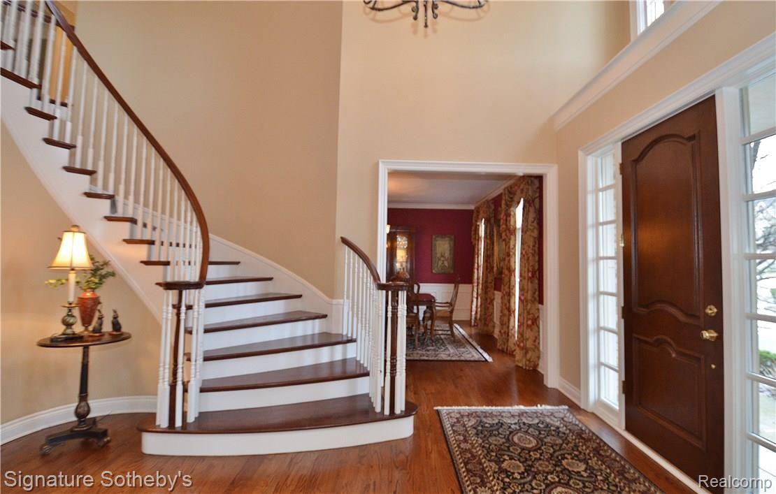 860 Palms Road Bloomfield Hills, MI 48304 - Photo 2 of 44 1foyer 1.JPG