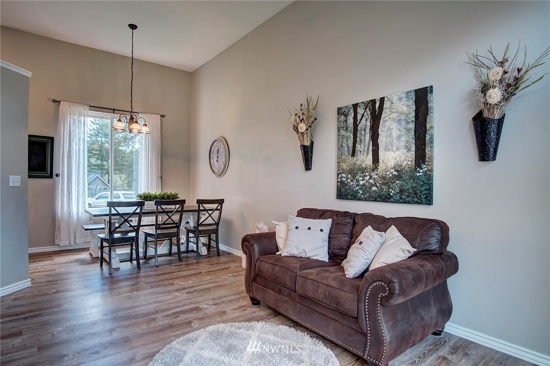 171 Northeast Laurel Road Belfair, WA 98528 - Photo 4 of 36 Gallery Image 4