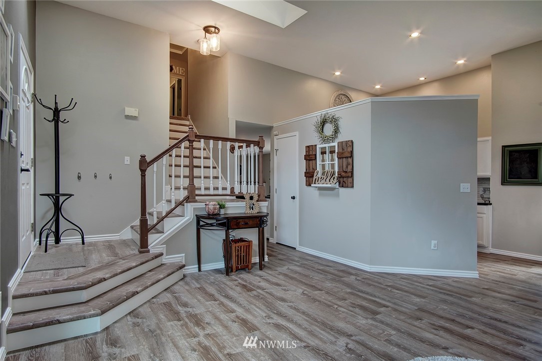 171 Northeast Laurel Road Belfair, WA 98528 - Photo 5 of 36 Gallery Image 5