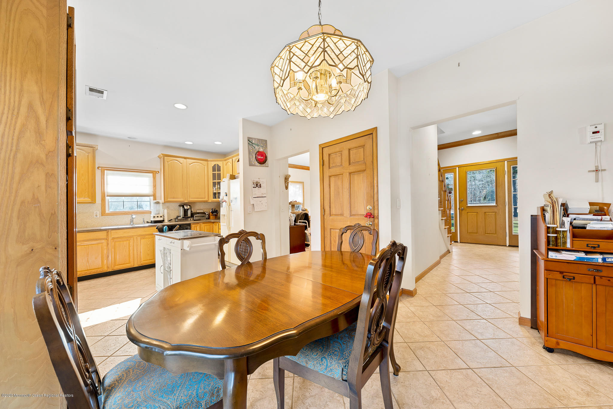 291 Frank Applegate Road Jackson, NJ 08527 - Photo 14 of 38 a dining room with furniture and a table