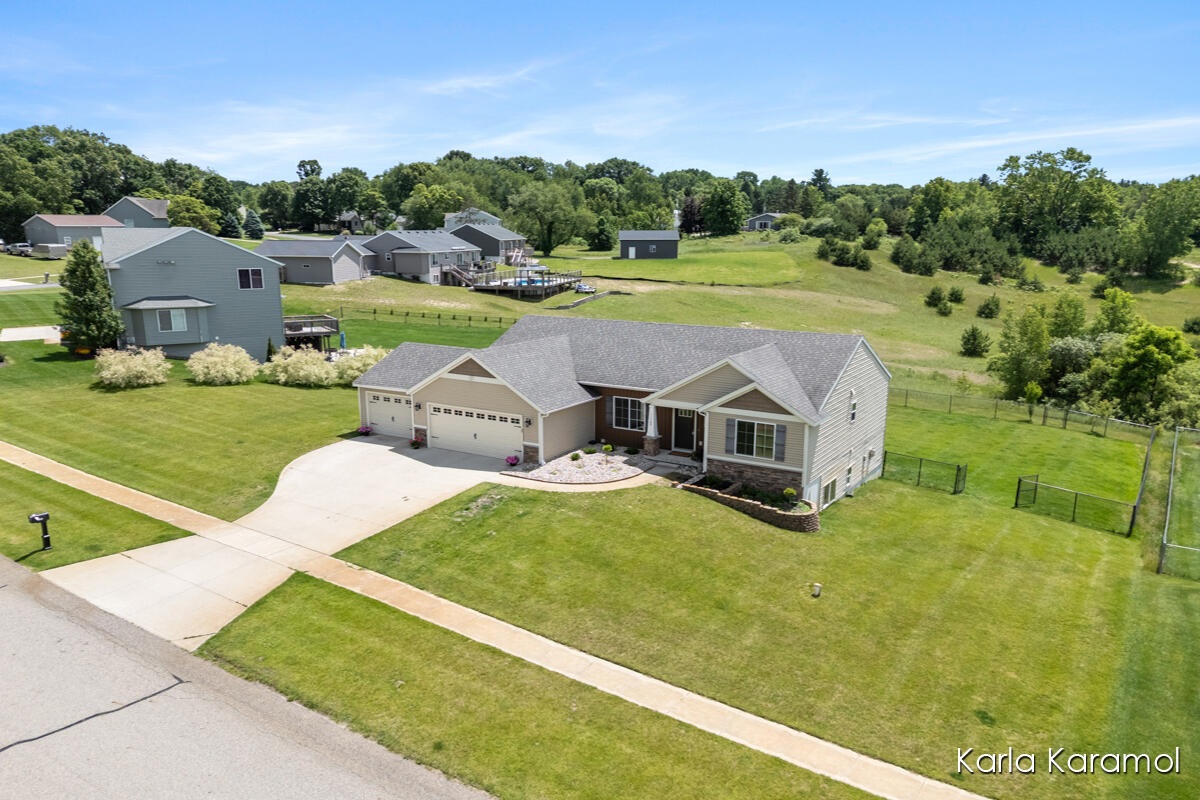 11782 Ridge Water Drive Northeast Sparta, MI 49345 - Photo 42 of 46 IMG_1040