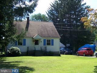 660 Park Road Lansdale, PA 19446 - Photo 1 of 5 Gallery Image 1