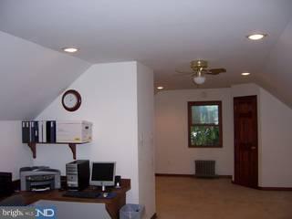 660 Park Road Lansdale, PA 19446 - Photo 4 of 5 Gallery Image 4