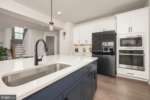 $1,099,000 | 3040 Merion Drive, Center Valley, PA 18034