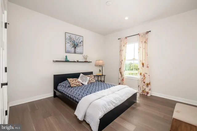 $1,099,000 | 3040 Merion Drive, Center Valley, PA 18034