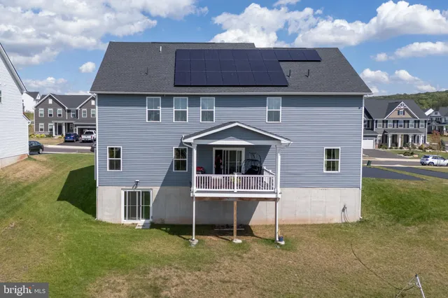 $1,099,000 | 3040 Merion Drive, Center Valley, PA 18034