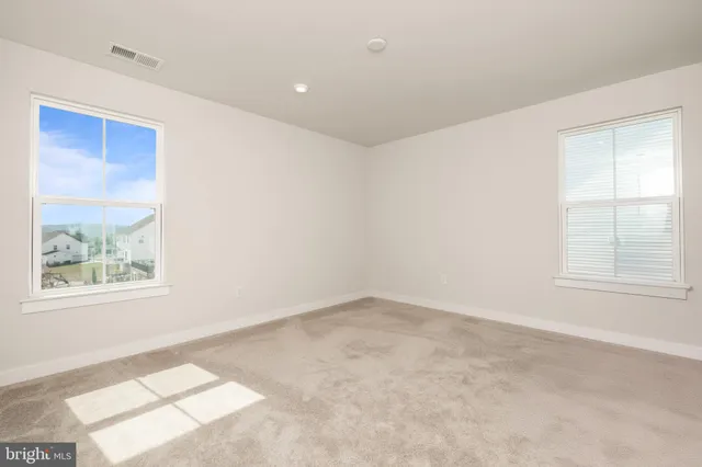 $1,099,000 | 3040 Merion Drive, Center Valley, PA 18034