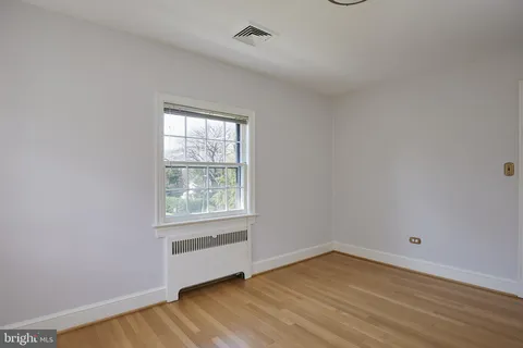 $6,200 | 5135 Massachusetts Avenue, Bethesda, MD 20816