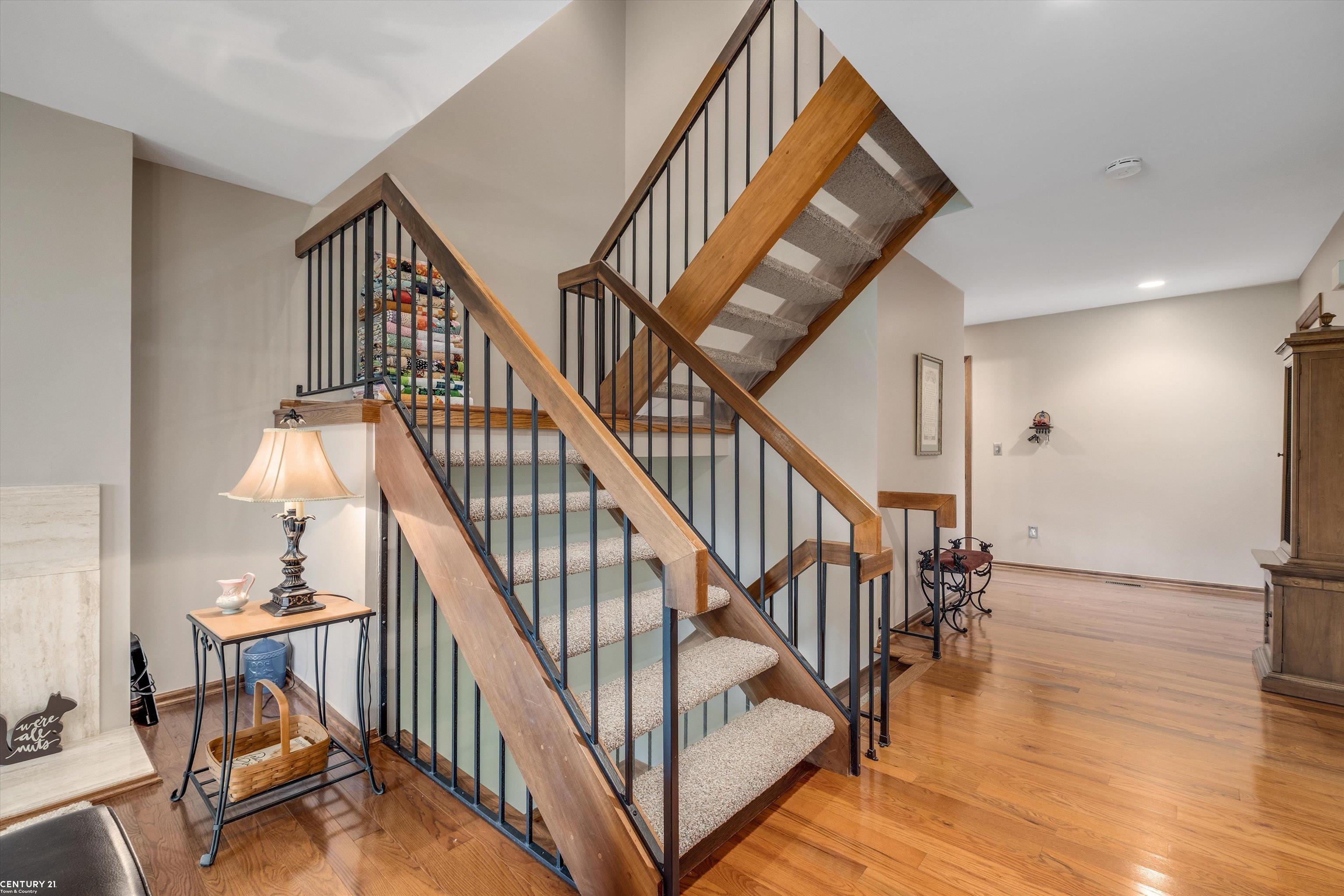 878 Green View Court Rochester Hills, MI 48307 - Photo 8 of 50