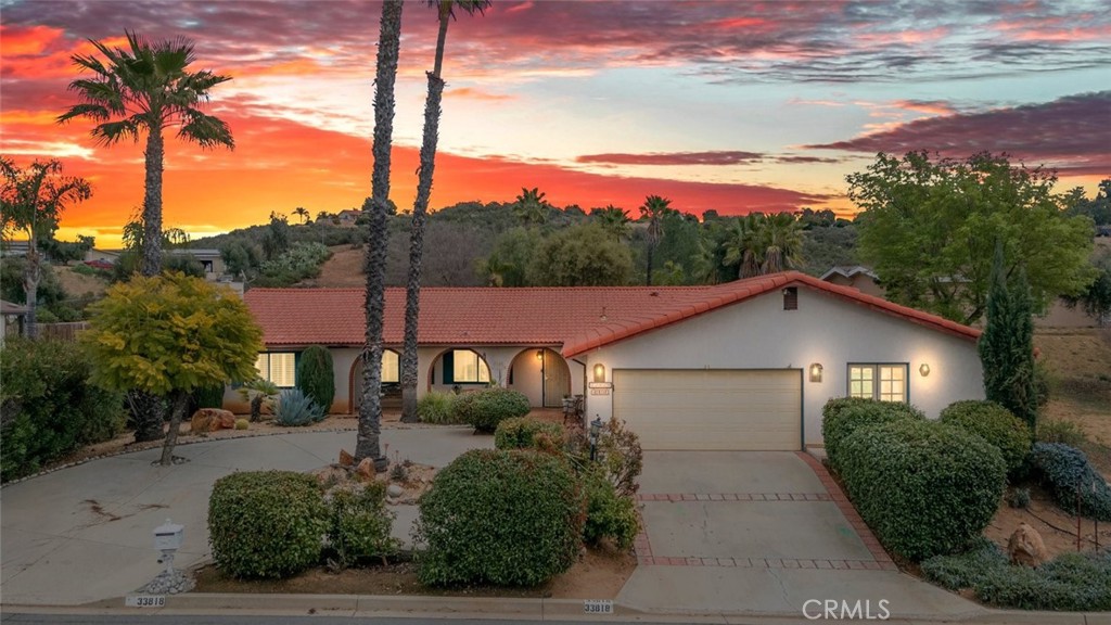 Welcome to this Unique home in the Farm Community! 
*Sunset is Photoshop