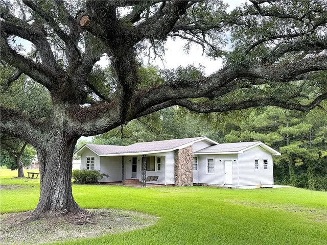$214,500 | 84150 House Creek Road, Bush, LA 70431