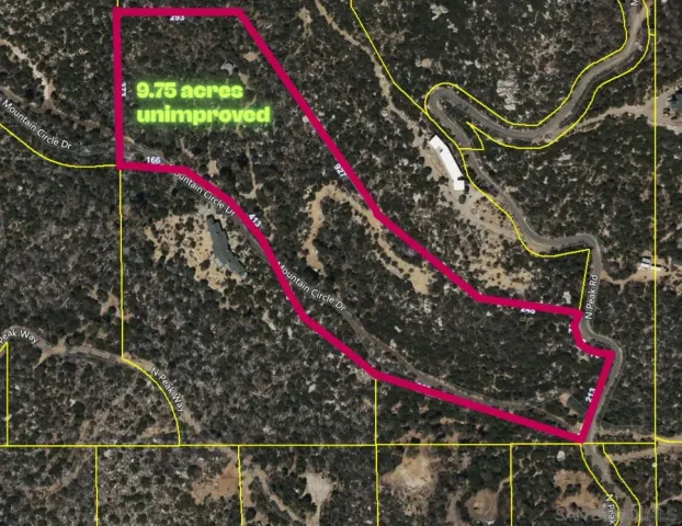 a view of a outdoor space