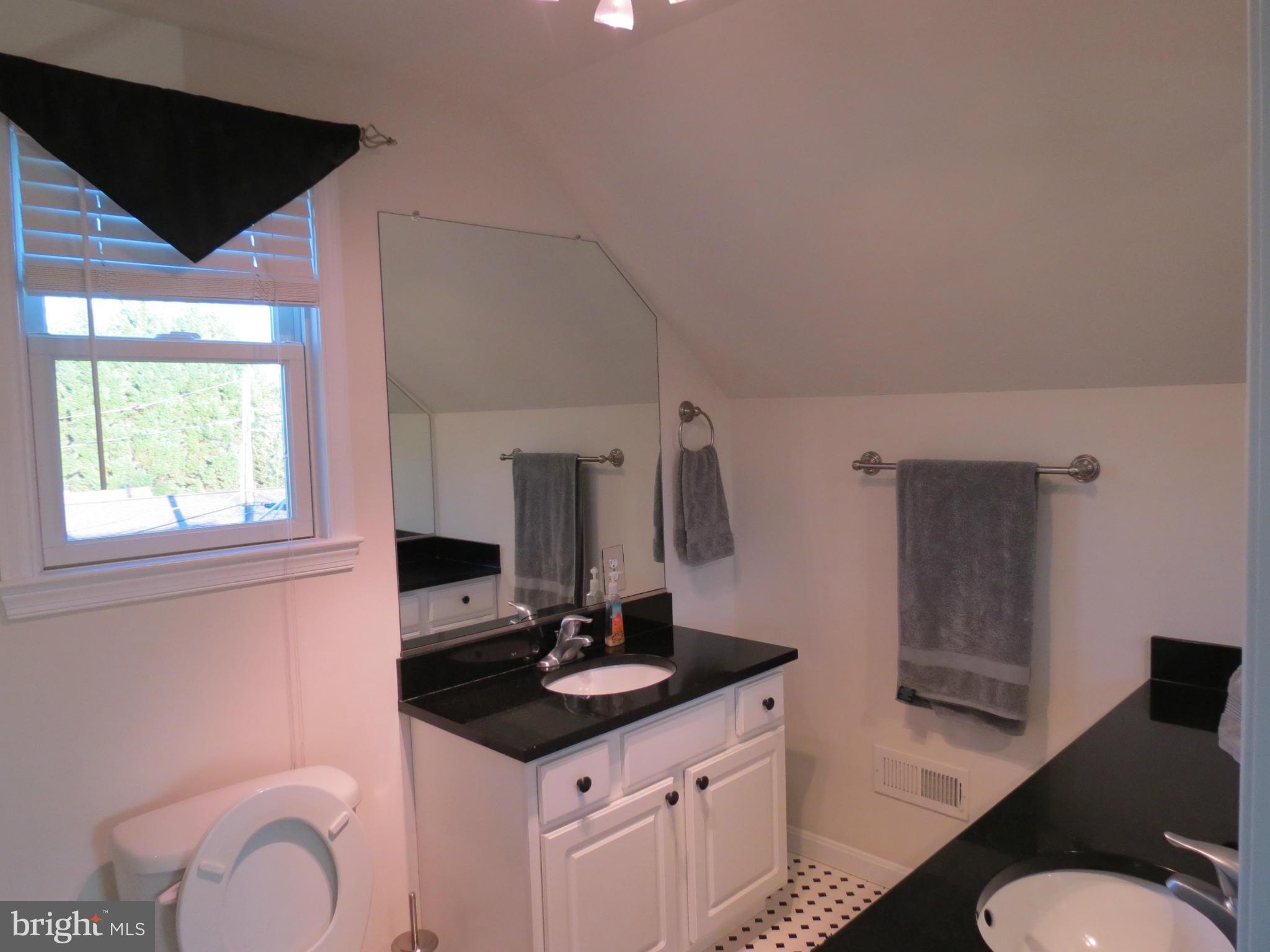 1508 Fullerton Road Edgewater, MD 21037 - Photo 13 of 30 Bath (Master)