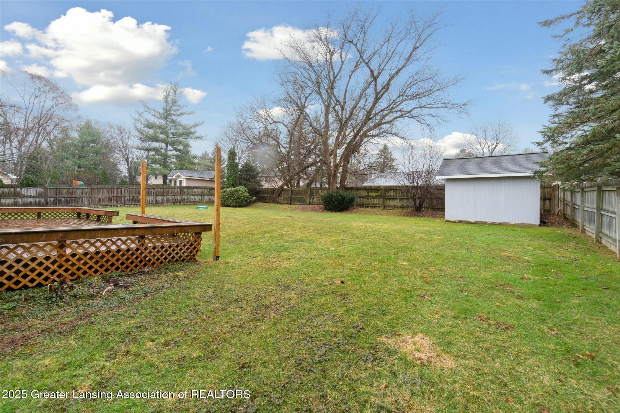 1351 Hatch Road Okemos, MI 48864 - Photo 33 of 40 Backyard