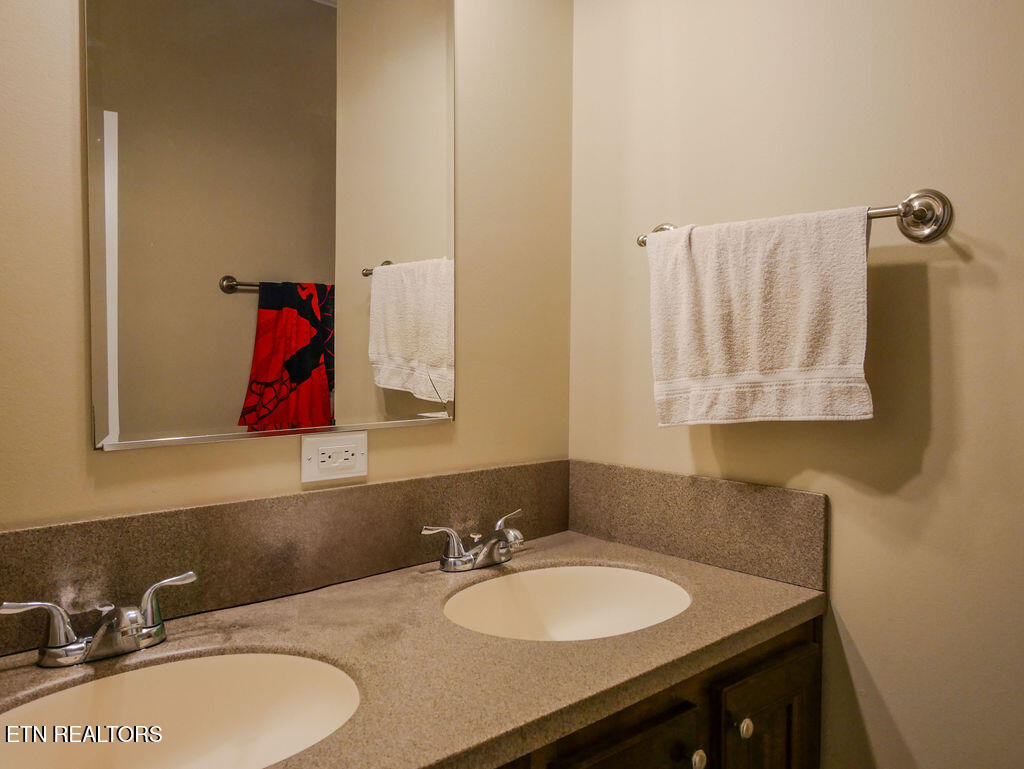 166 County Road 168 Athens, TN 37303 - Photo 24 of 39 P1070857