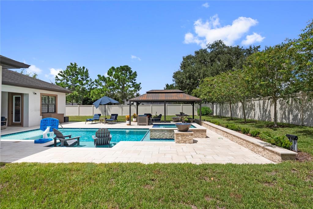 1404 Hamlin Ridge Avenue Brandon, FL 33511 - Photo 52 of 74 Gallery Image 52