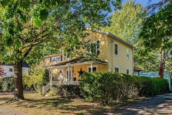 $399,900 | 51 Paine Street, East Aurora, NY 14052