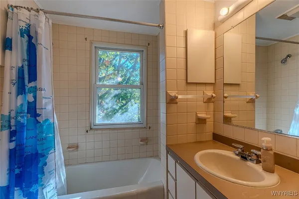 $399,900 | 51 Paine Street, East Aurora, NY 14052