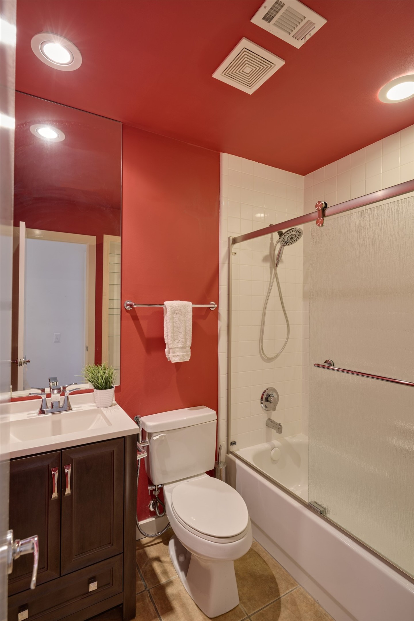 2811 Crawford Street Houston, TX 77004 - Photo 36 of 37 a bathroom with a sink a toilet and shower