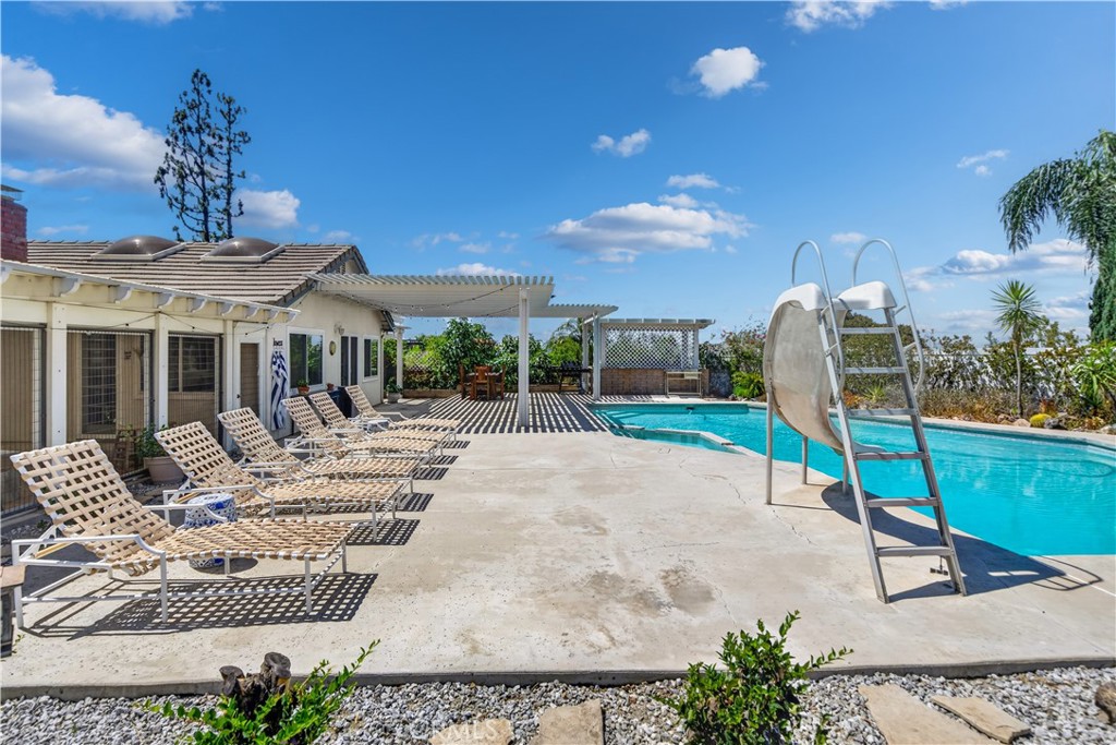 1311 Cadwell Court Riverside, CA 92506 - Photo 46 of 64