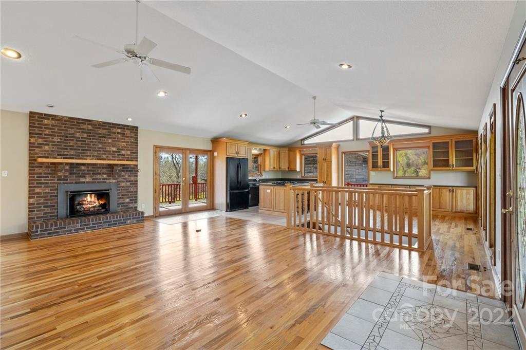 290 Cody Road Marshall, NC 28753 - Photo 15 of 48 Gallery Image 15
