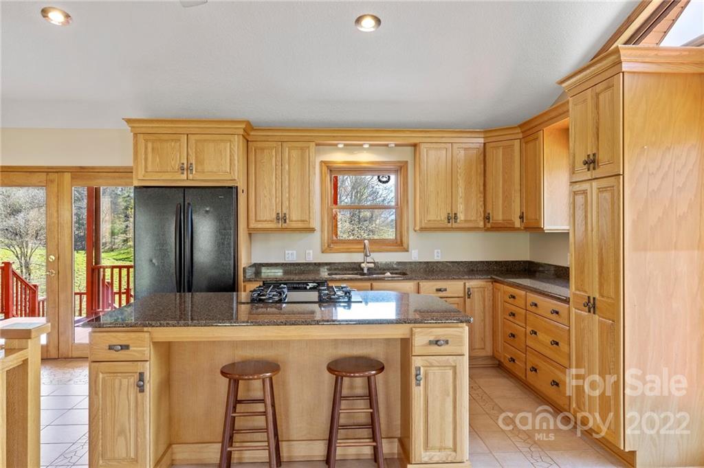 290 Cody Road Marshall, NC 28753 - Photo 18 of 48 Gallery Image 18