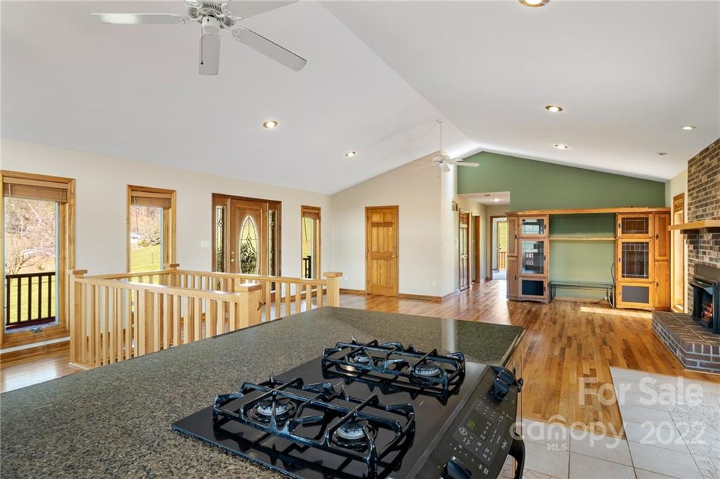 290 Cody Road Marshall, NC 28753 - Photo 19 of 48 Gallery Image 19