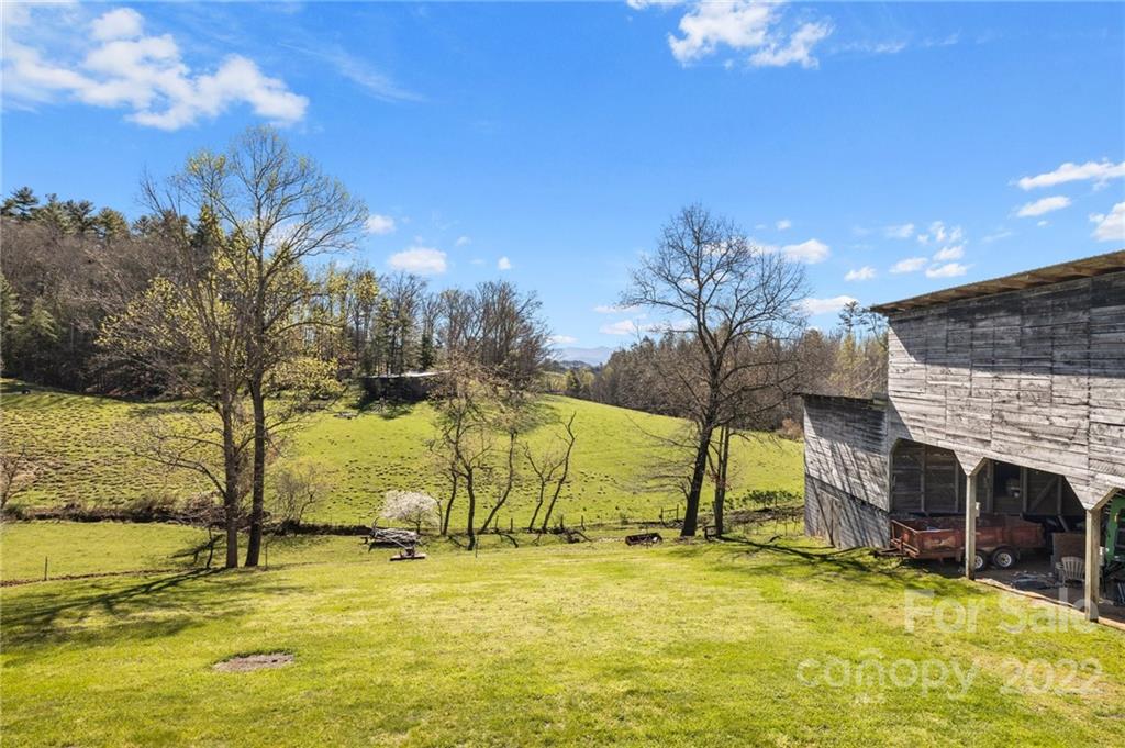 290 Cody Road Marshall, NC 28753 - Photo 8 of 48 Gallery Image 8