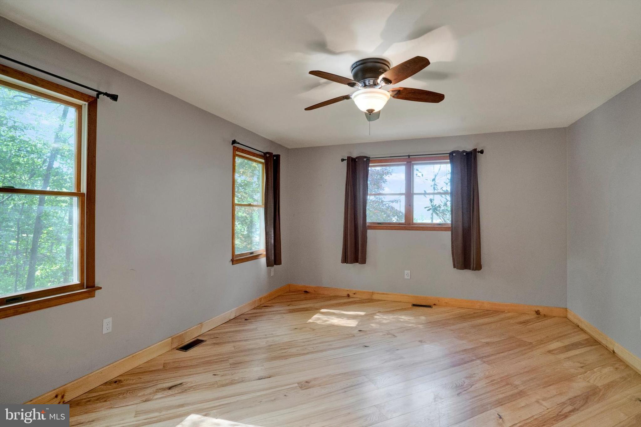 1694 Spring Valley Road Center Valley, PA 18034 - Photo 15 of 36