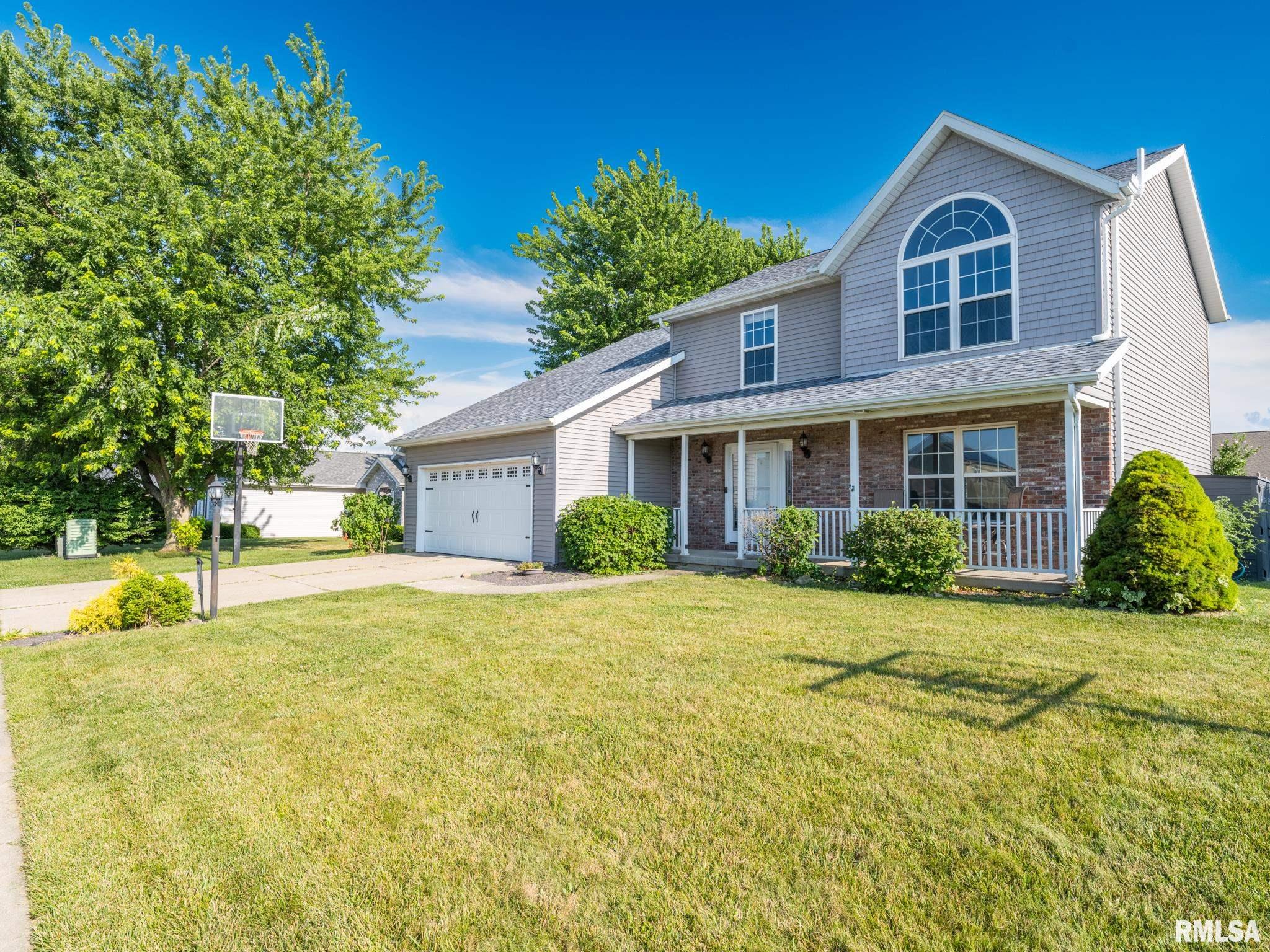 1604 Kingsbury Road Washington, IL 61571 - Photo 2 of 54 Gallery Image 2