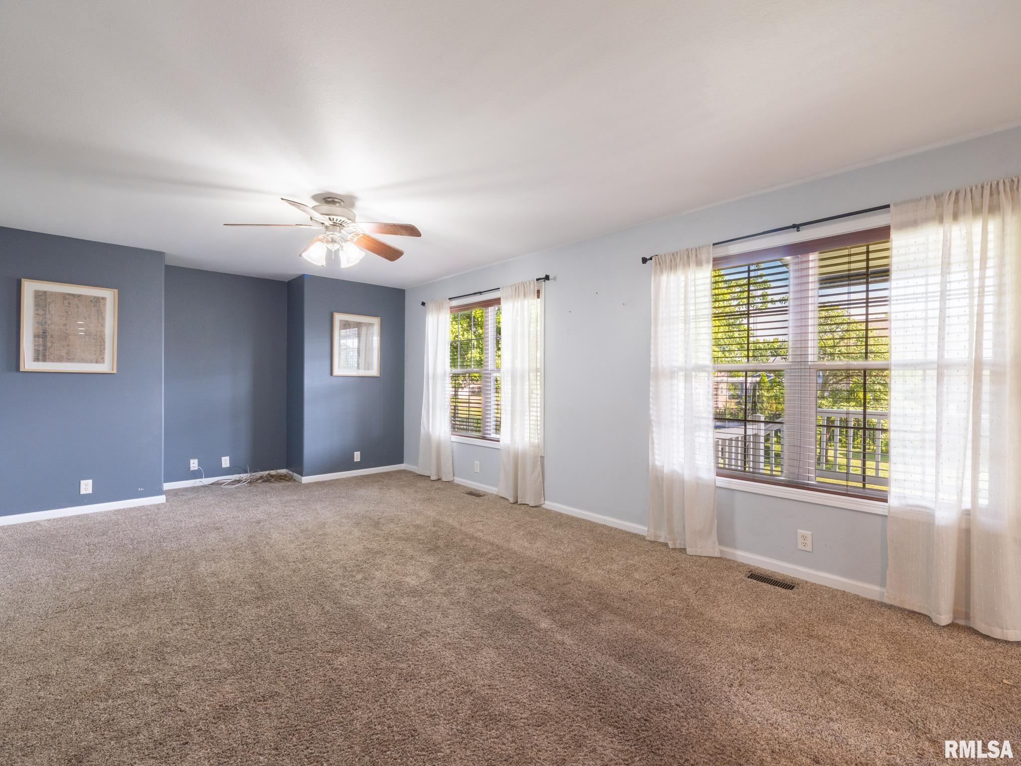 1604 Kingsbury Road Washington, IL 61571 - Photo 22 of 54 Gallery Image 22
