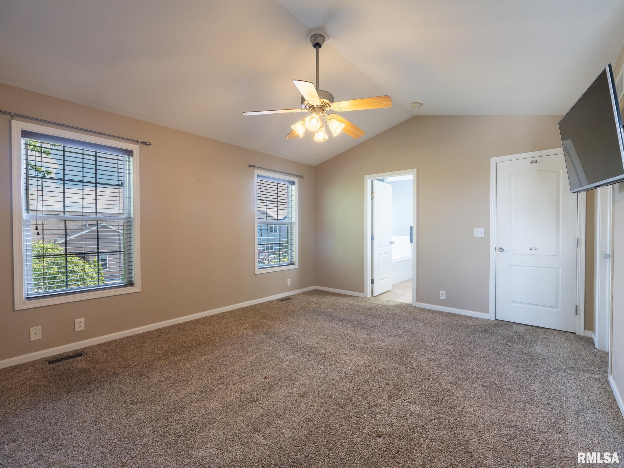 1604 Kingsbury Road Washington, IL 61571 - Photo 32 of 54 Gallery Image 32