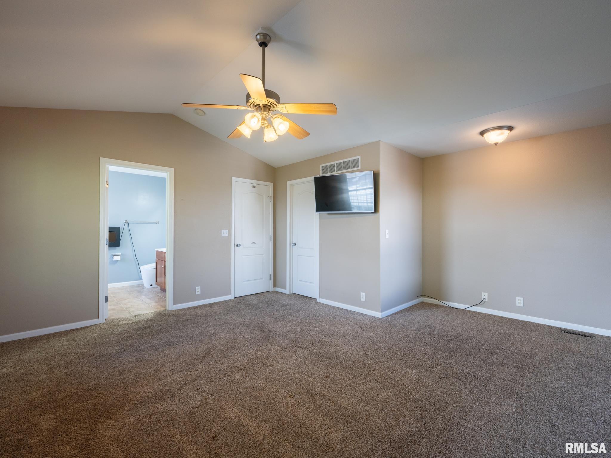 1604 Kingsbury Road Washington, IL 61571 - Photo 33 of 54 Gallery Image 33
