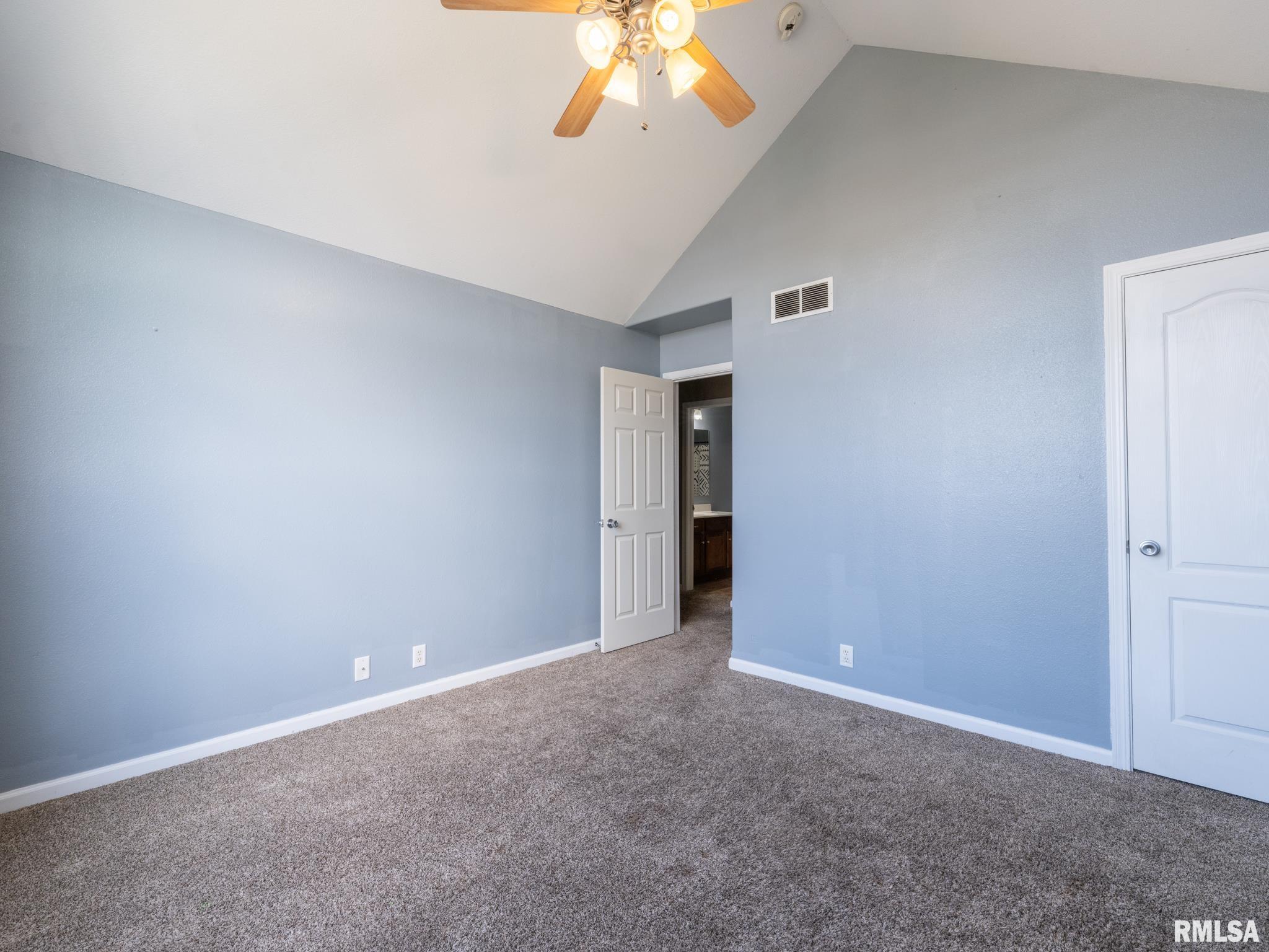 1604 Kingsbury Road Washington, IL 61571 - Photo 39 of 54 Gallery Image 39
