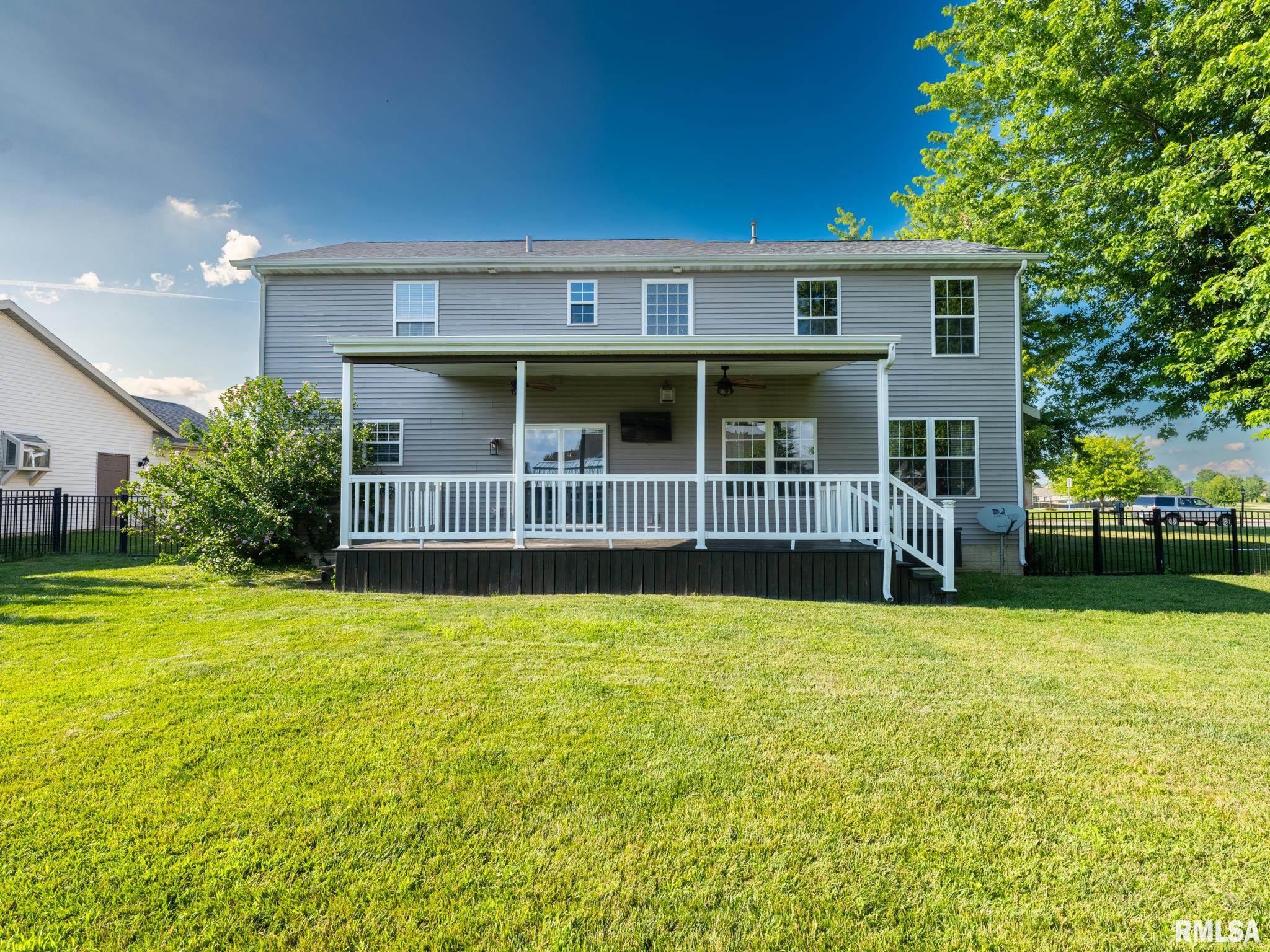 1604 Kingsbury Road Washington, IL 61571 - Photo 7 of 54 Gallery Image 7