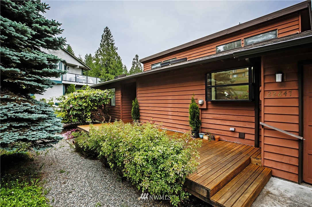 22847 Adams Road Northwest Poulsbo, WA 98370 - Photo 3 of 25 Gallery Image 3