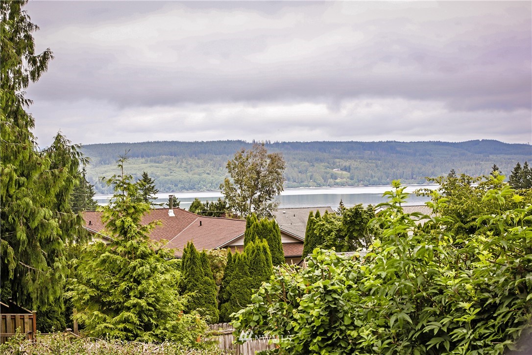 22847 Adams Road Northwest Poulsbo, WA 98370 - Photo 4 of 25 Gallery Image 4