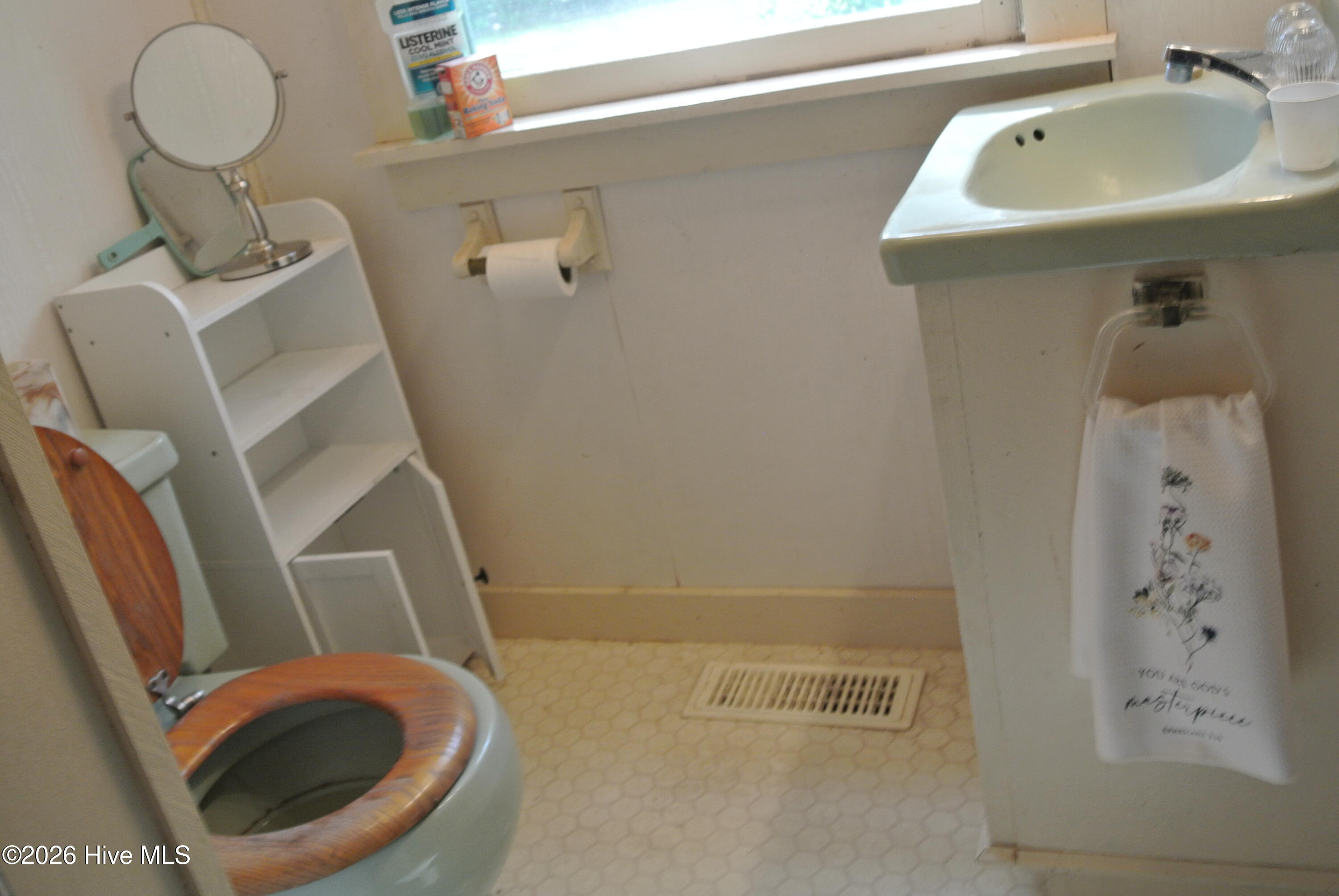 227 Pigott Road Gloucester, NC 28528 - Photo 58 of 59 Master bath
