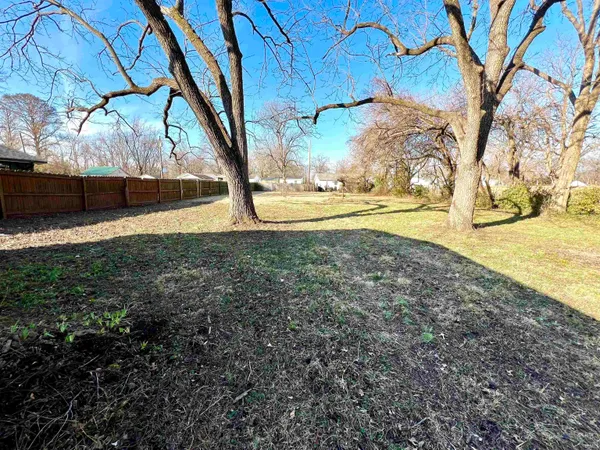 $69,000 | 3121 South Weinbach Avenue, Evansville, IN 47714