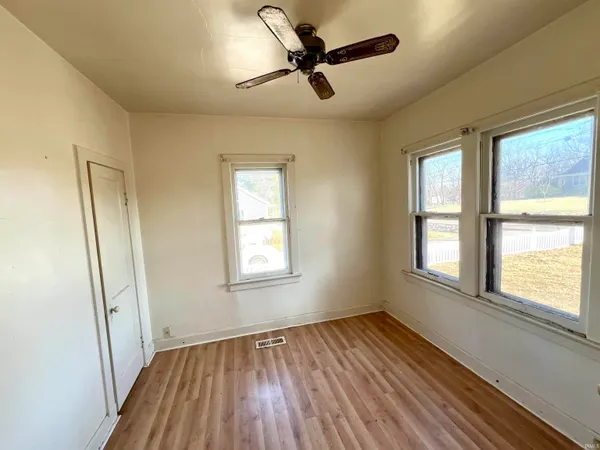 $69,000 | 3121 South Weinbach Avenue, Evansville, IN 47714