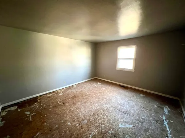 $72,000 | 3121 South Weinbach Avenue, Evansville, IN 47714