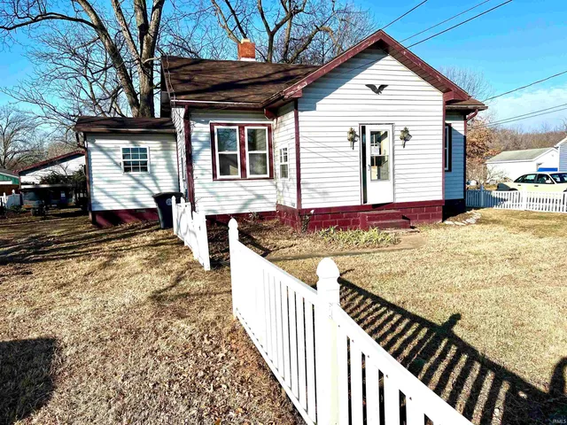 $84,000 | 3121 South Weinbach Avenue, Evansville, IN 47714