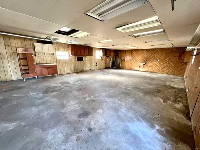 $84,000 | 3121 South Weinbach Avenue, Evansville, IN 47714