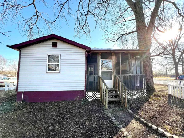 $69,000 | 3121 South Weinbach Avenue, Evansville, IN 47714