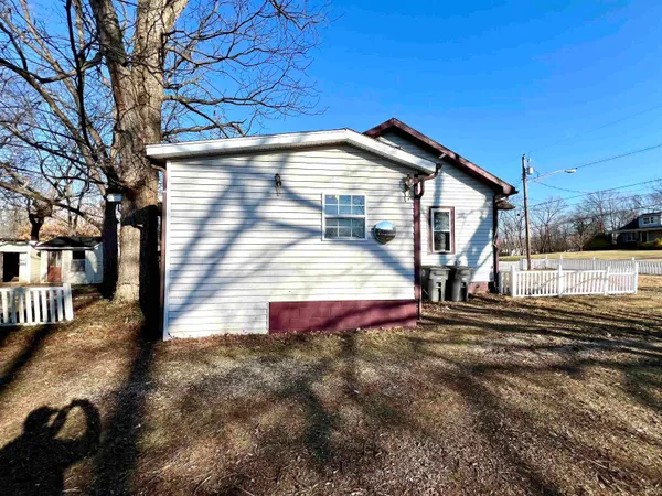 $69,000 | 3121 South Weinbach Avenue, Evansville, IN 47714