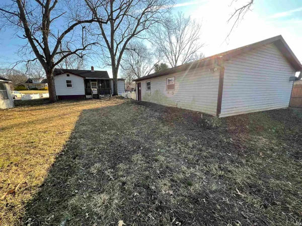 $69,000 | 3121 South Weinbach Avenue, Evansville, IN 47714